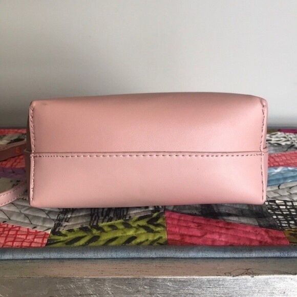 Samara Cross Body Bag Purse - Picture 4 of 12